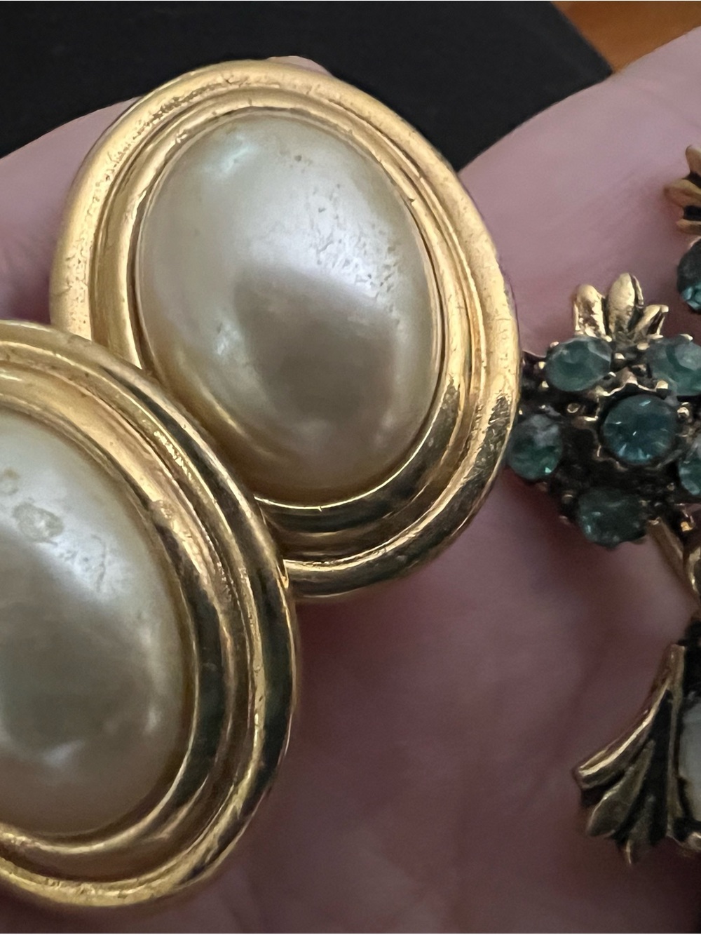Vintage Clip-on Earrings and Ring - Picture 2 of 10